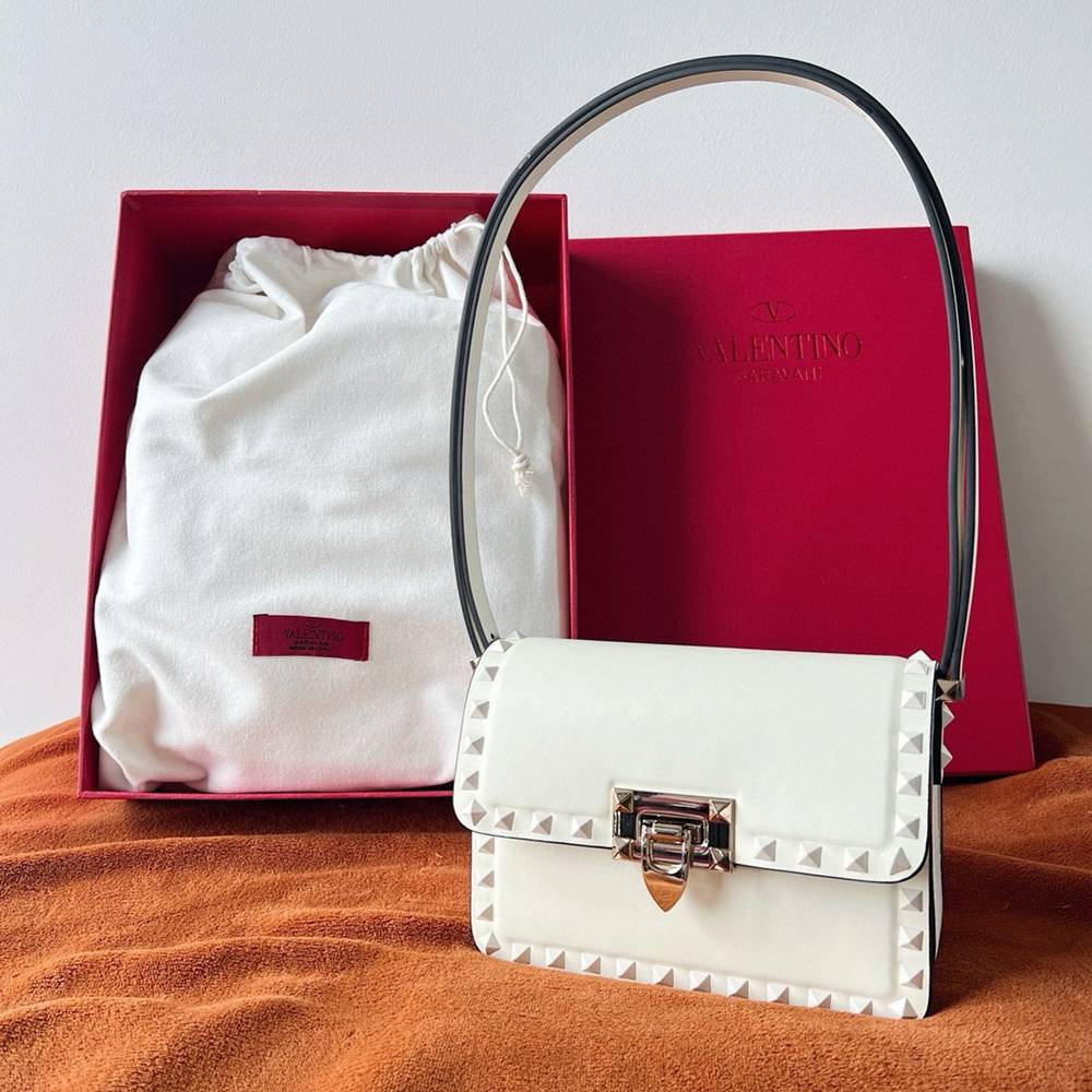 Valentino Rockstud23 Small Shoulder Bag in White Calfskin IAMBS242915 Outlet Sales